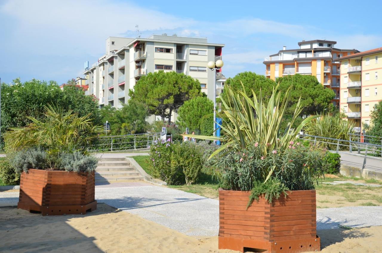 Appartamenti Laguna Grande Bibione Exterior foto